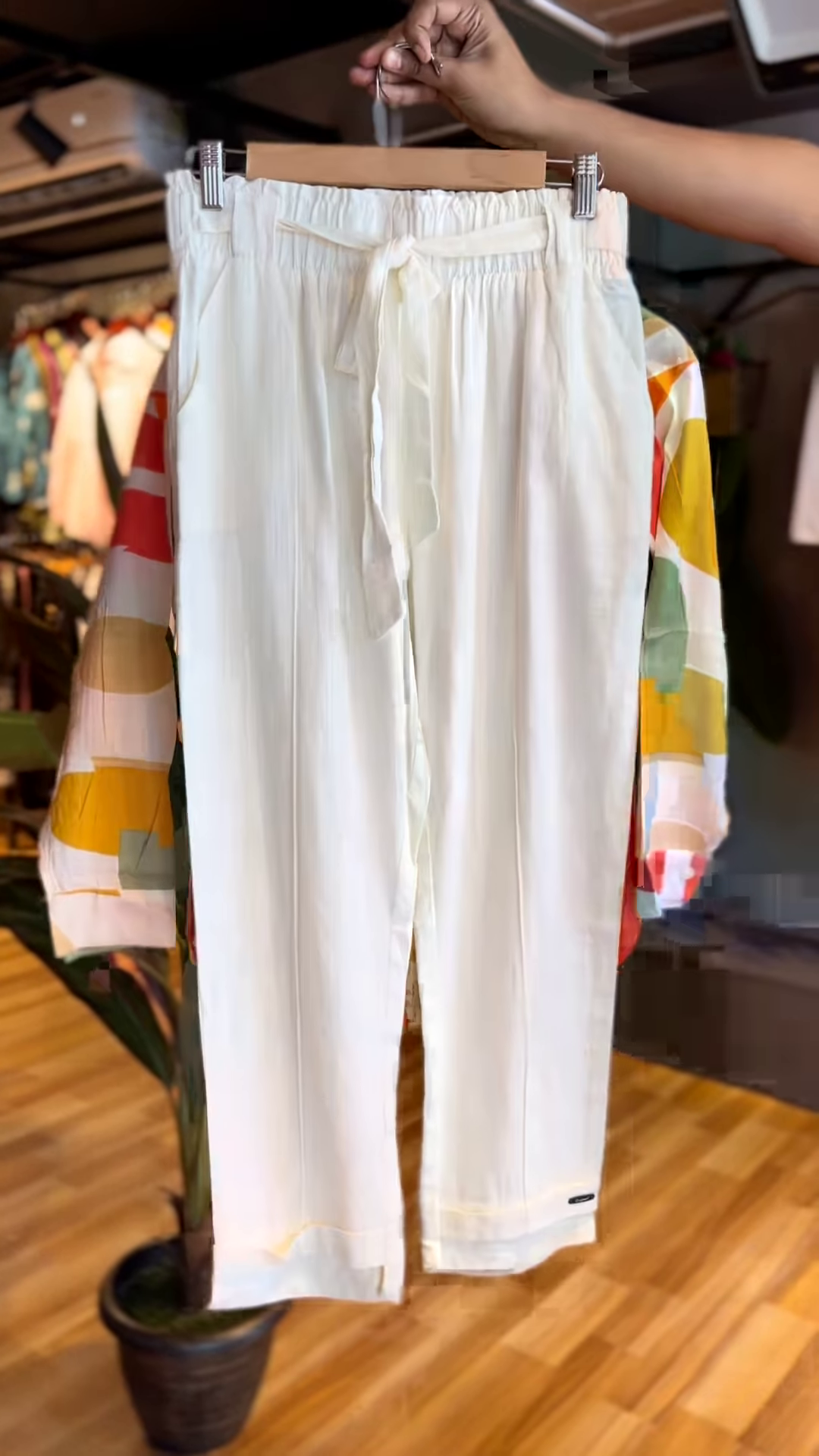 Abstract Print Co-ord Set – Vibrant & Chic Ensemble - Image 2