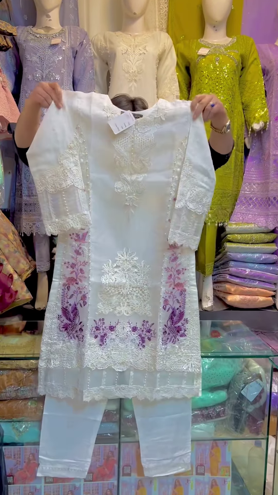 Elegant White Embroidered Lawn Suit – Summer Collection