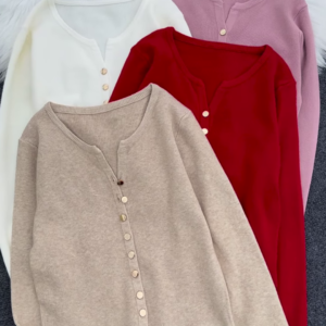 Chic Buttoned Cardigan Collection – Soft Knitwear in Vibrant Colors