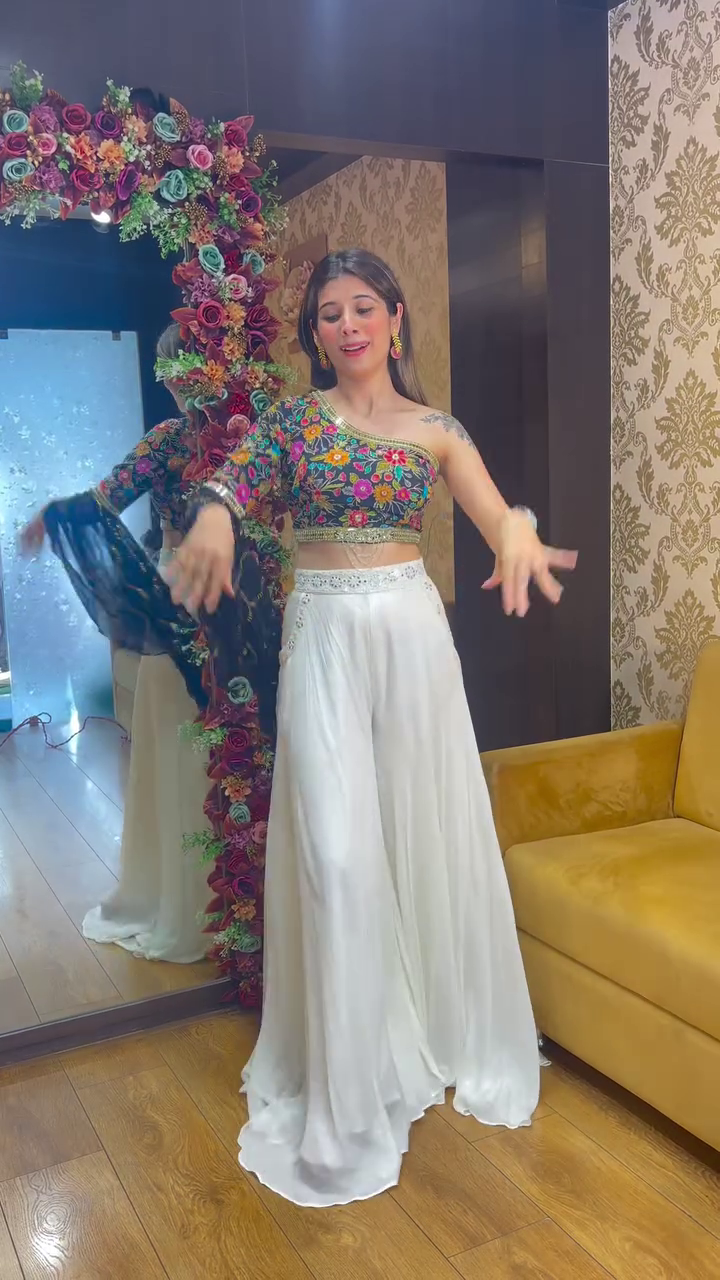 Midnight Glam: Black Pre-Draped Saree with Floral One-Shoulder Blouse - Image 2