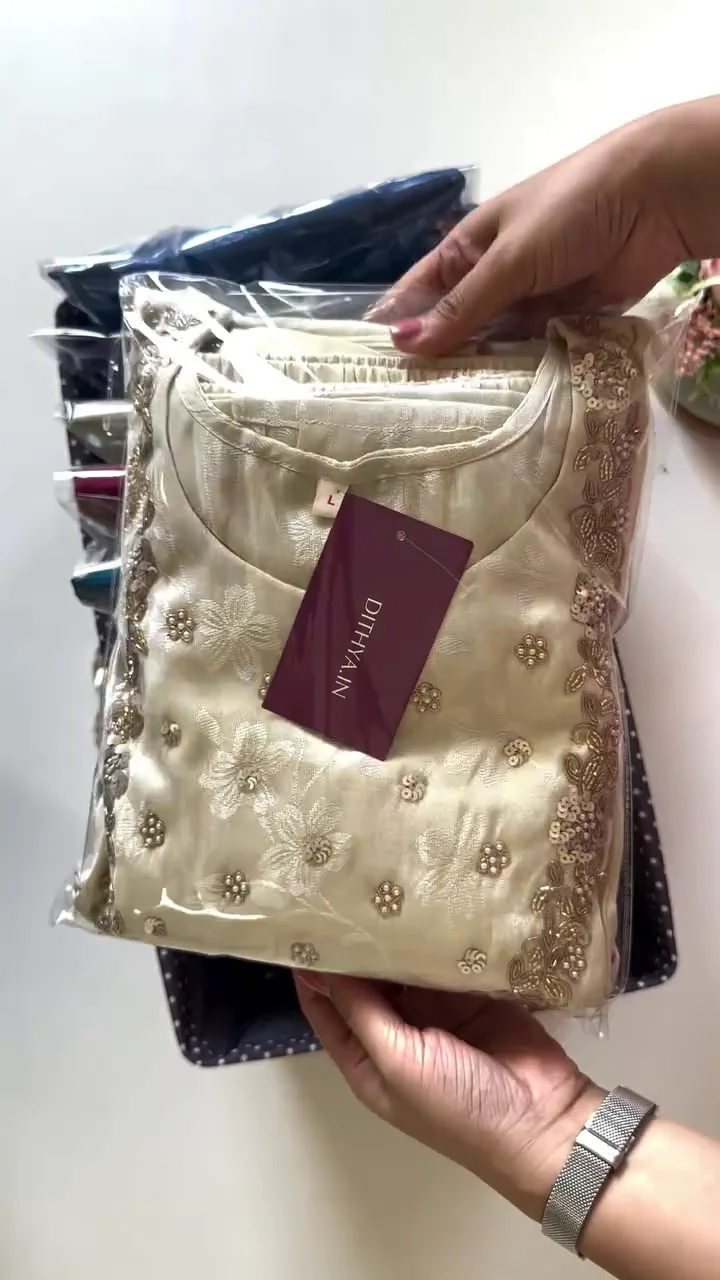 Embroidered Cotton Kurti Set – Elegant & Comfortable - Image 3