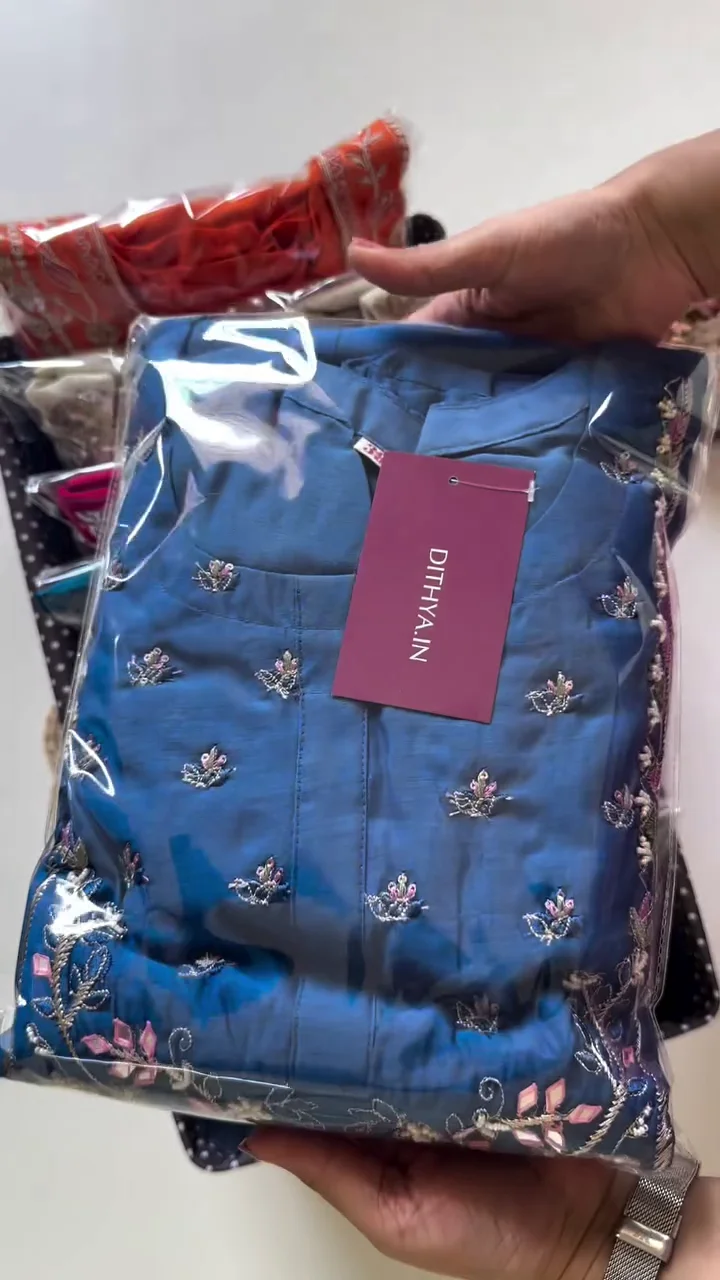 Embroidered Cotton Kurti Set – Elegant & Comfortable - Image 8