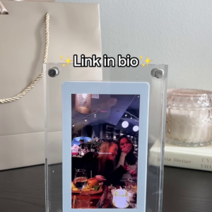 🖼️ Freeze Your Favorite Moments in Style 💞