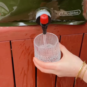 π§Portable Hydration: Foldable Outdoor Water Jug (7.5L)π§