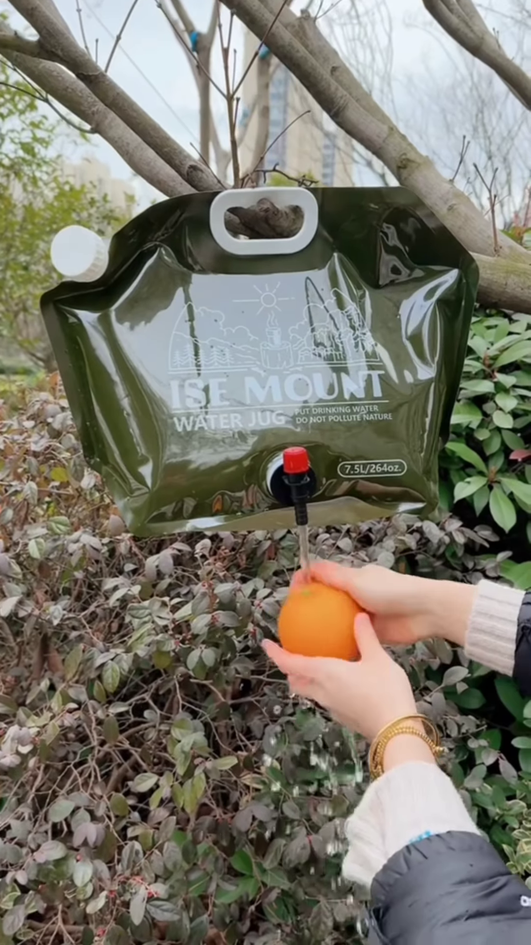 ๐งPortable Hydration: Foldable Outdoor Water Jug (7.5L)๐ง - Image 3