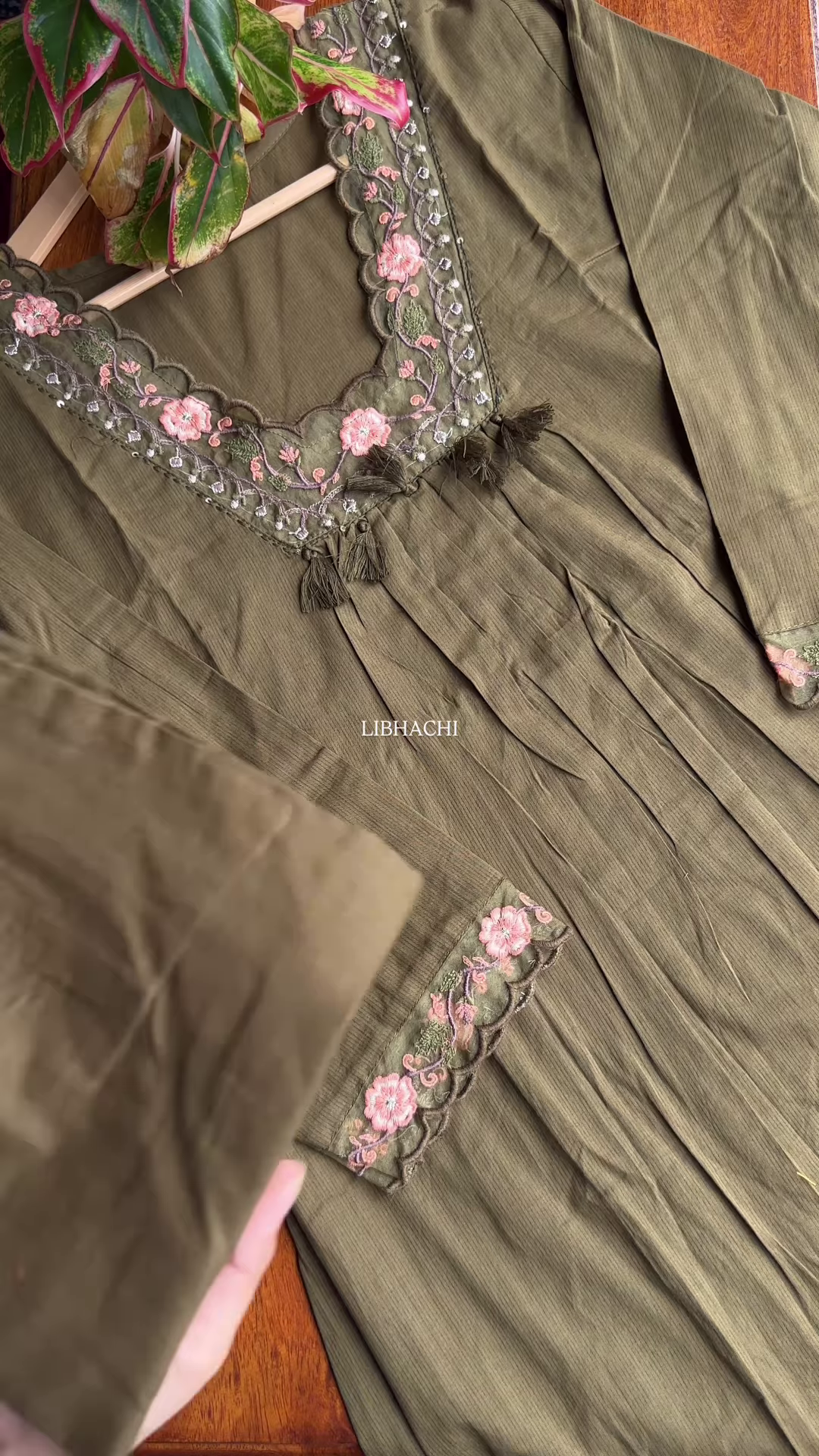 Green Pleated Kurta with Pink Floral Embroidery – Festive Ethnicwear for Women